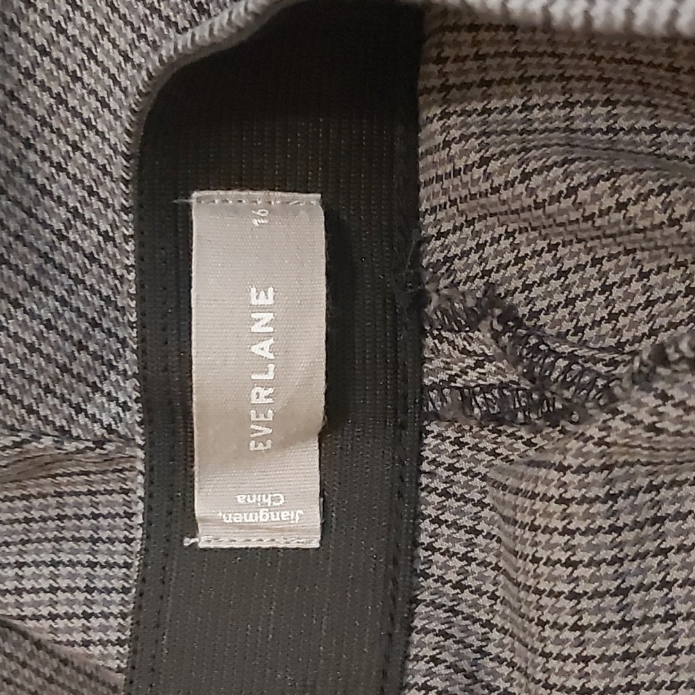 Everlane Curvy Side Zip Pant in Houndstooth grey size 16 waist size is 36 inches - Picture 6 of 7